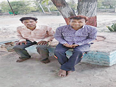 Snatched purse and beaten two robbers
