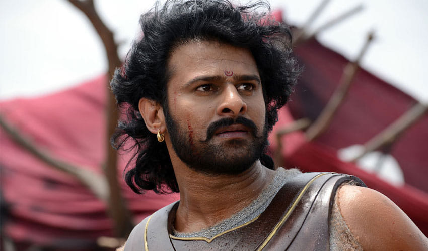 'Baahubali' Prabhas Got Emotional In America After Fans Gathered For Him At Airport
