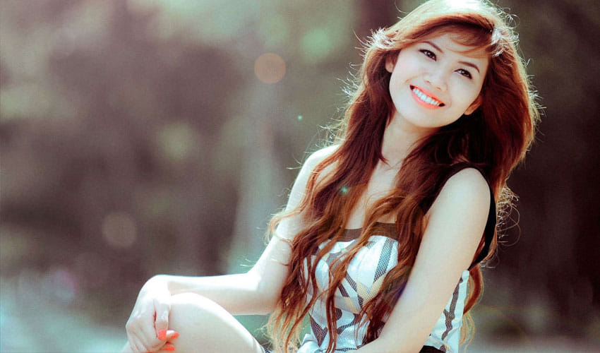 Know about those 5 creepy things which any women does before dating a guy