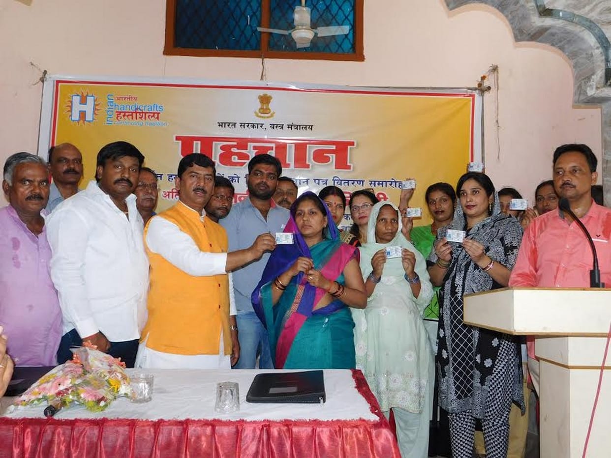 385 artisans get 'identity' 