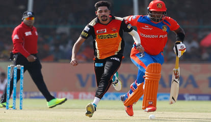 sunrisers hyderabad beat gujarat lions ipl kanpur