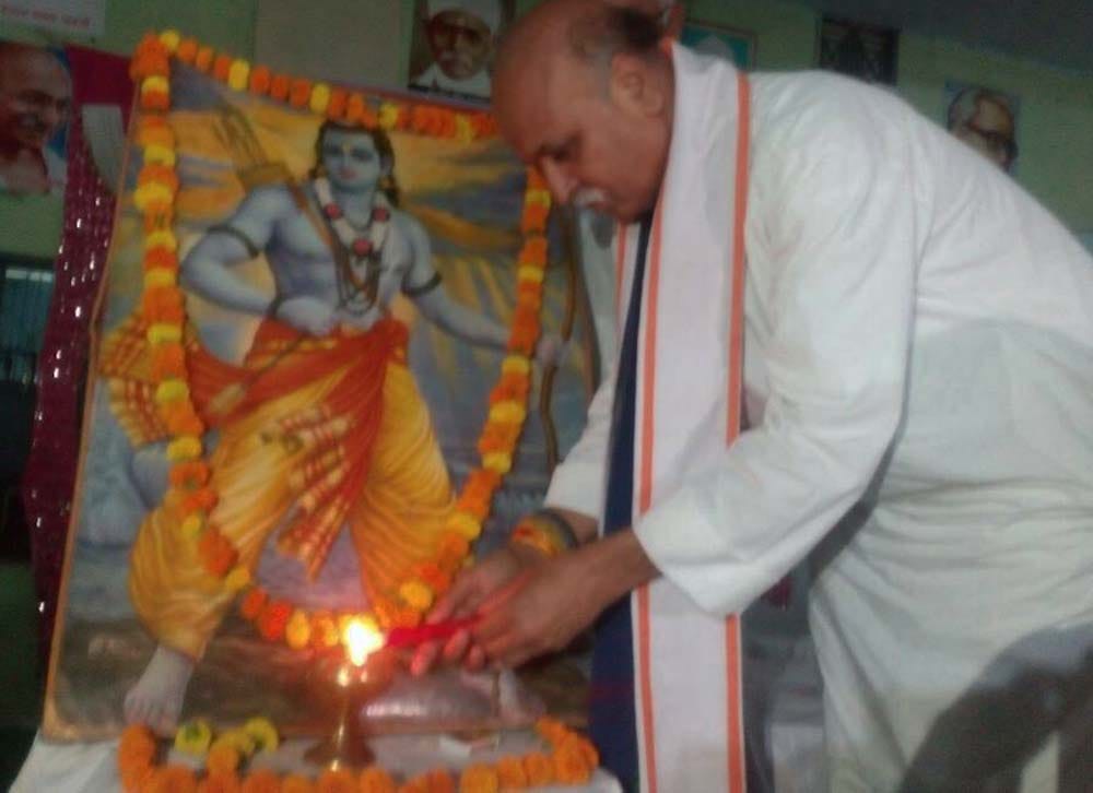 pravin togadiya says that pm and cm will be only hindu in india