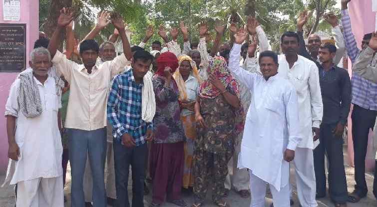Demonstrations against Darda's remarks