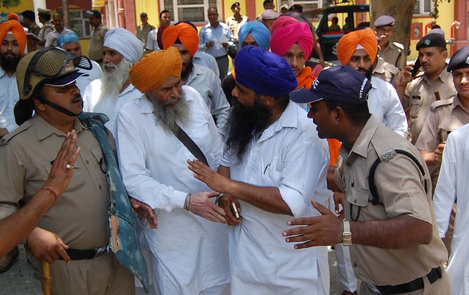 24 sikh arrested for protest in haridwar