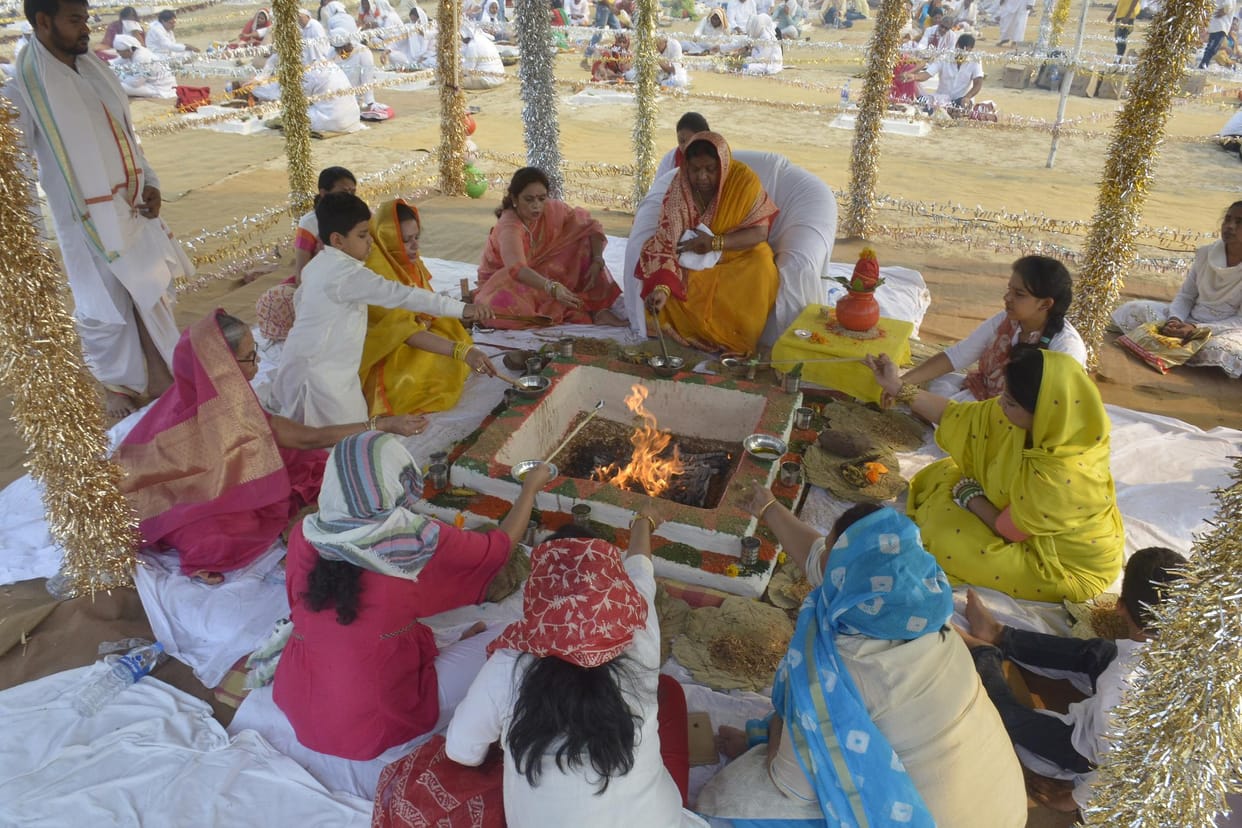 Swarved Mahamandir Dham : More than 1.50 lakh devotees contributed to the mass offerings 