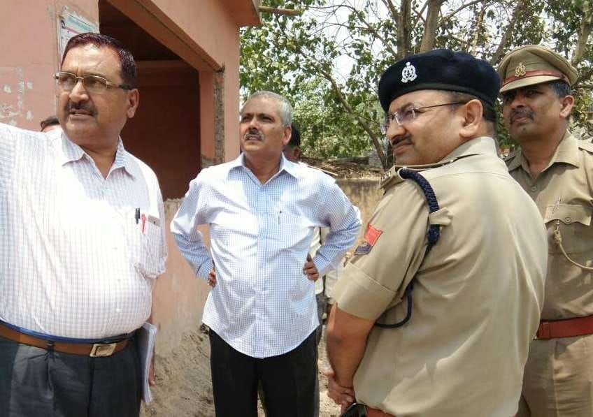 labour wrote emotional  letter to varanasi DM