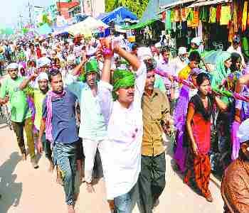 Lakhs of jairinees reached the dargah of Ghazi