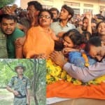 शहीद के शव के पास रोते-बिलखते परिजन