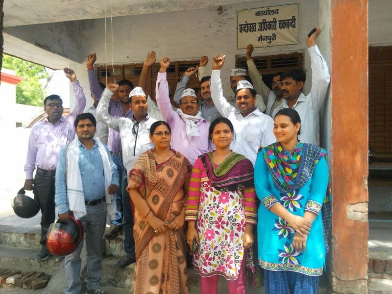 Attawah launched the signature campaign in the Collectorate campus