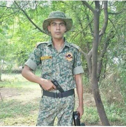 Naxalite attack : Bhadohi CISF jawan martyr in Chhattisgarh 