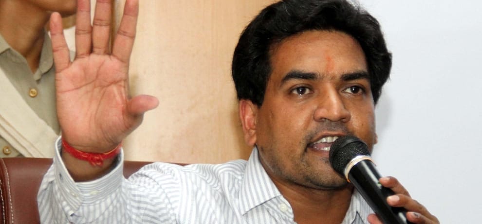 kapil mishra says Doctors won't discharge until i start taking liquids, starting on liquids now