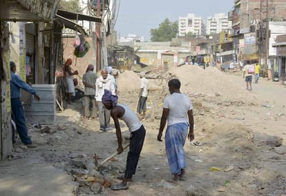 dm gave ultimatem for construction of samneghat bridge