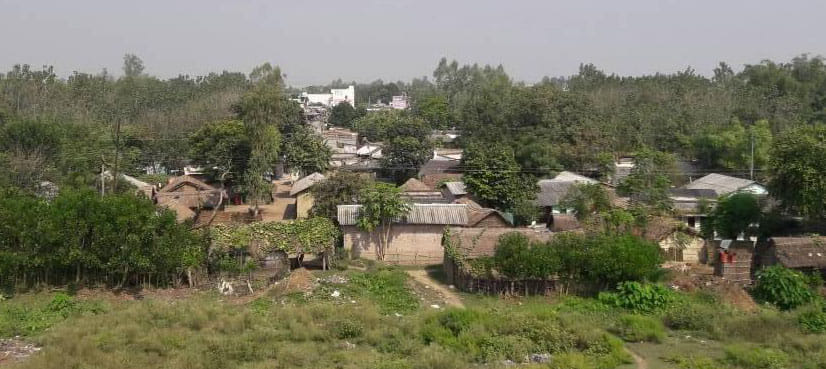 Marked 1100 encroachment in the barred area of Sharda Dam