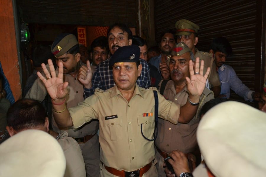 fear in mathura after loot murder and dacoity