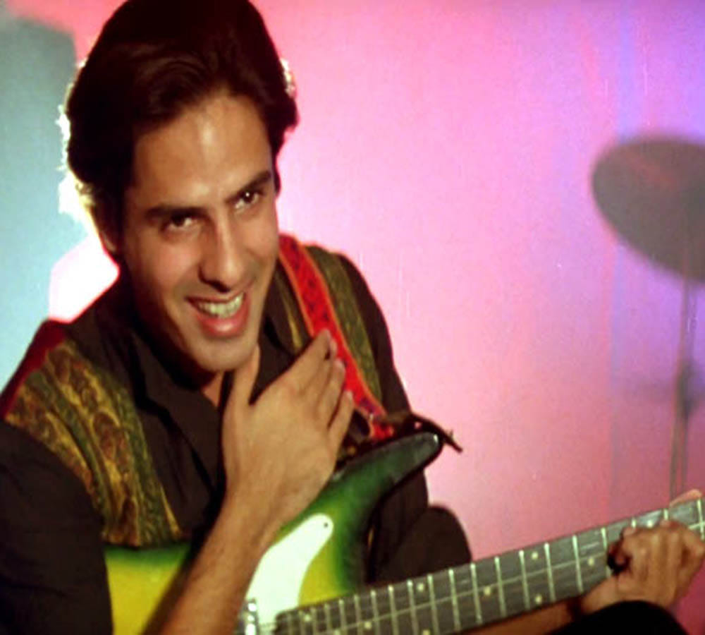 'Aashiqui' actor Rahul Roy back with a bang, signs 5 films