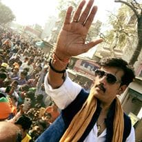 Mega star Ravi Kishan on US tour, will come in a new look.