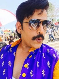 Mega star Ravi Kishan on US tour, will come in a new look.