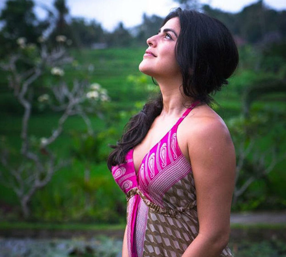 'Ishq Vishk' actress Shenaz Treasury back in Mumbai, to be seen in 'Munna Michael' with Tiger Shroff