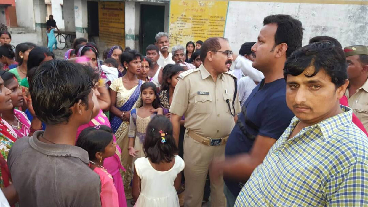 Six injured, including brothers and sisters of the groom