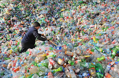 BEST USE OF WASTE MATERIALS, IN HYDERABAD BUS STOP IS MADE OUT OF 1000 RECYCLED BOTTLES
