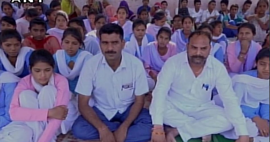 tejbahdur starts hunger strike