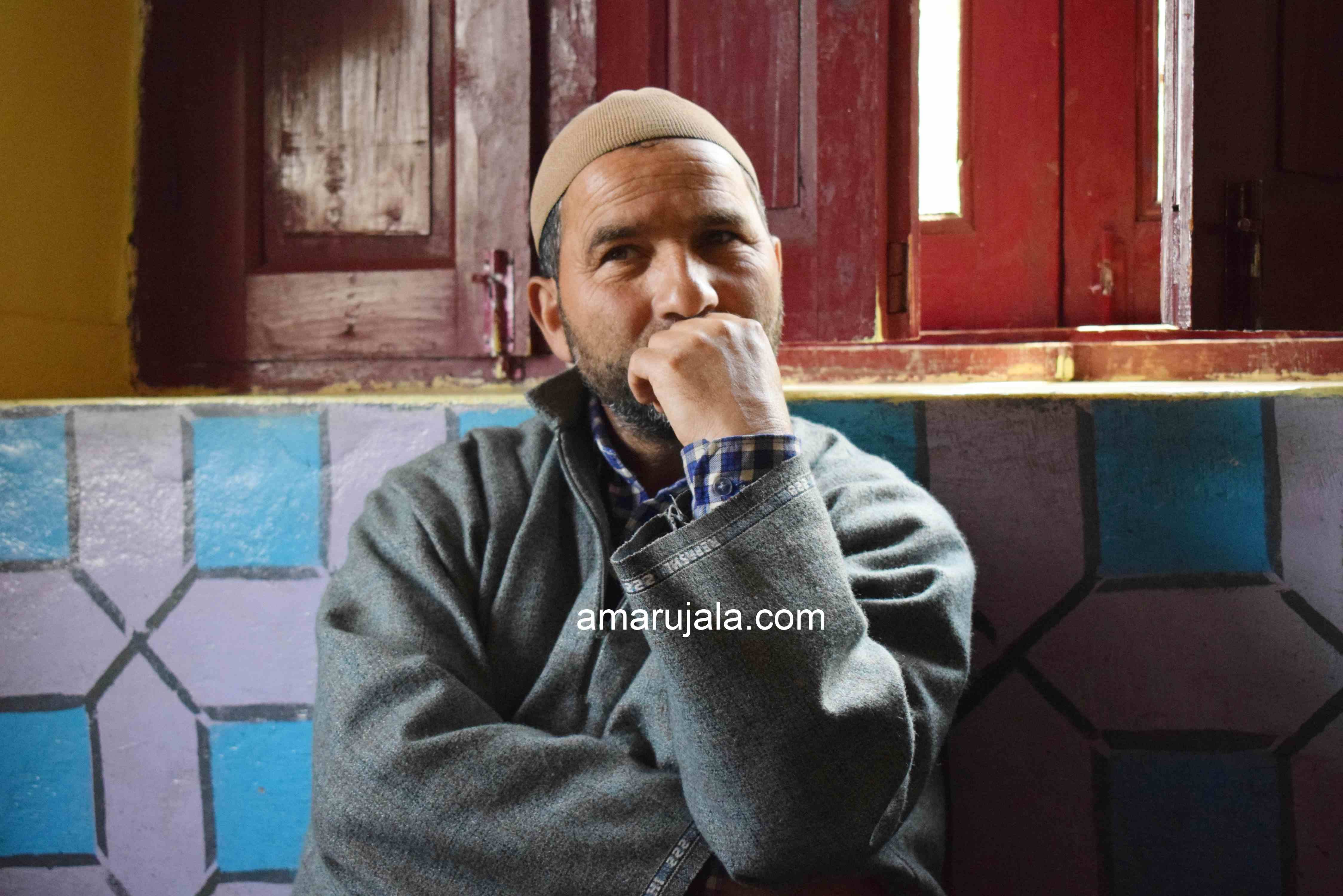 Umar Fayaz father speaks with amar ujala