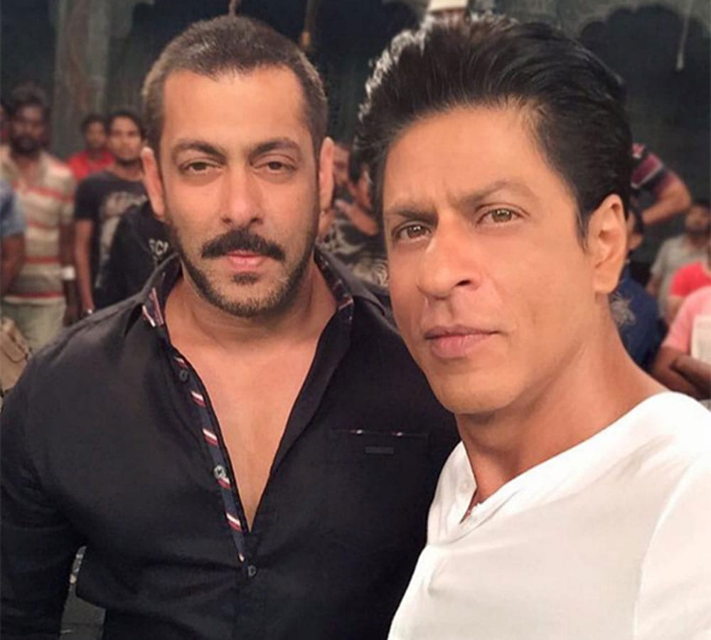 Salman Khan Ex-Manager Reshma Shetty Doing At Shah Rukh Khan’s Mannat