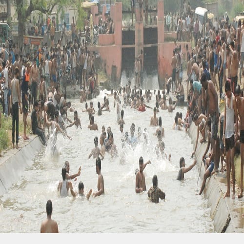 Alcohol, hubbub, fun and dangerous stunts, watching photos will shiver