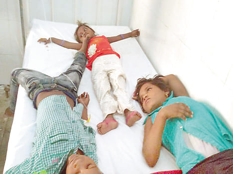 Fifty people, including children, are ill