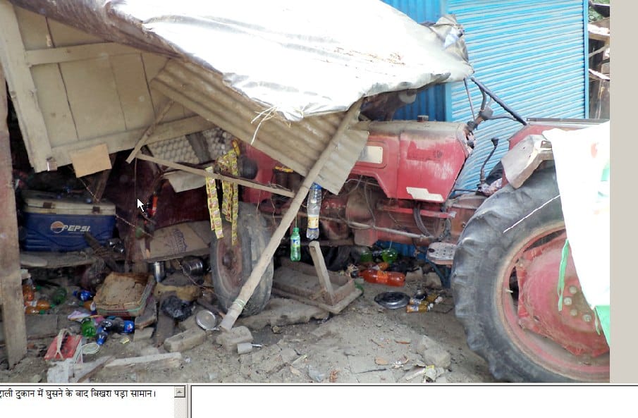Uncontrolled tractor-trolley burst into shops