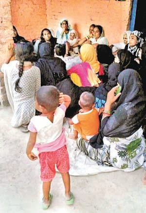 Junk of Phulpur, heavy on child's life