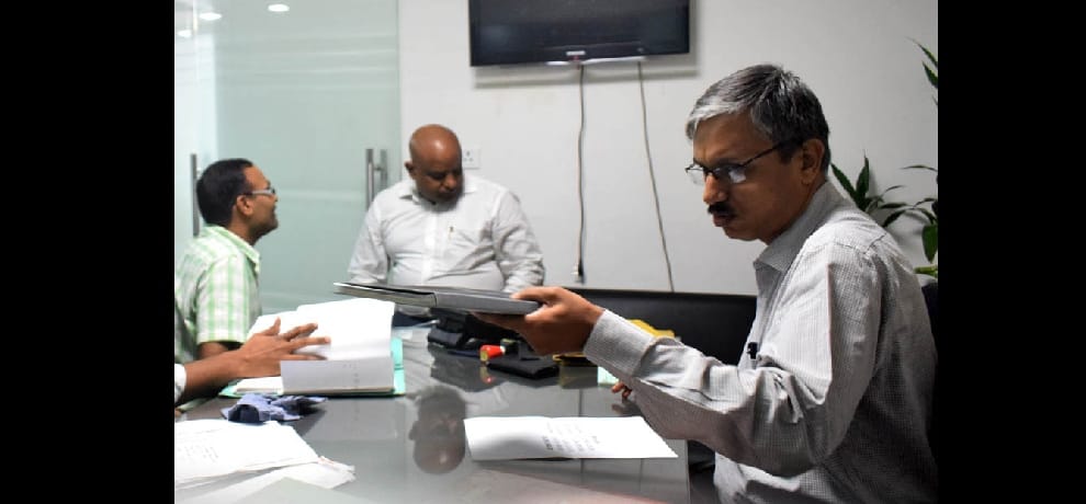 CBI raid in former minister chidambaram son kartis office in gurugram