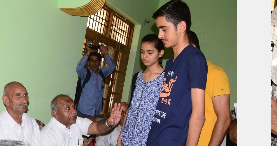 CM Meet Sukma martyr Ram mehar family after 22 day