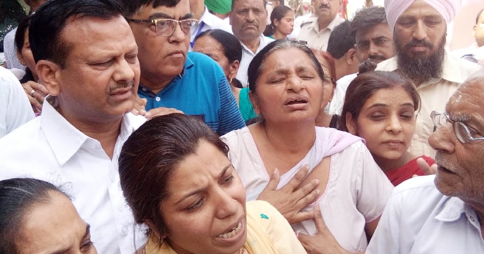 chef minister manohar lal khattar not given answer