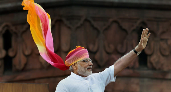 success story of narendra modi: on completion of 3 years, Learn how to be a good speaker 