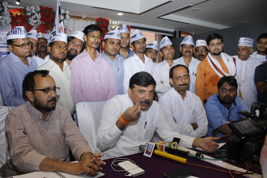 aam aadmi party will repeat the procedure of delhi election in up