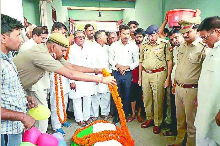 Final farewell to the hero of freedom