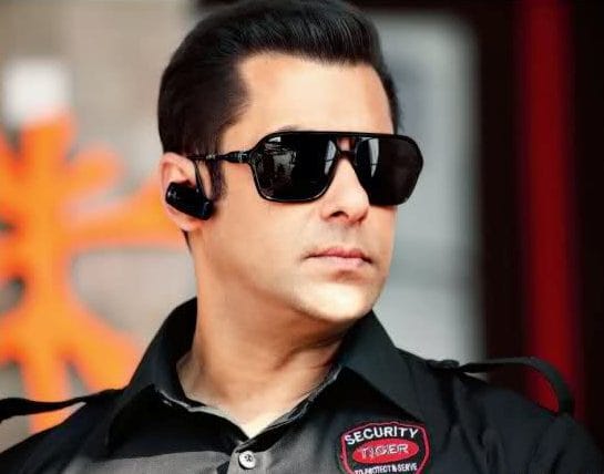 Salman Khan is gifting holidays and shopping to his security staff for big reason