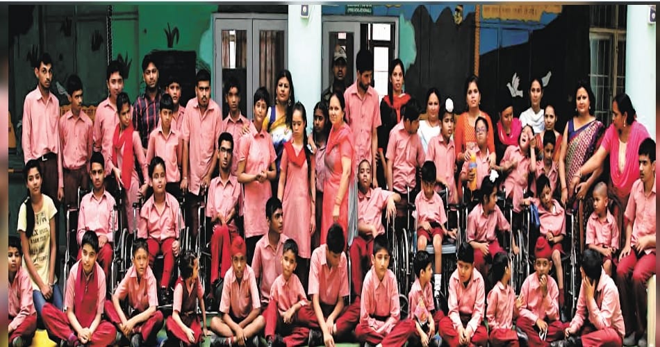  Indian army stand with special disabled children
