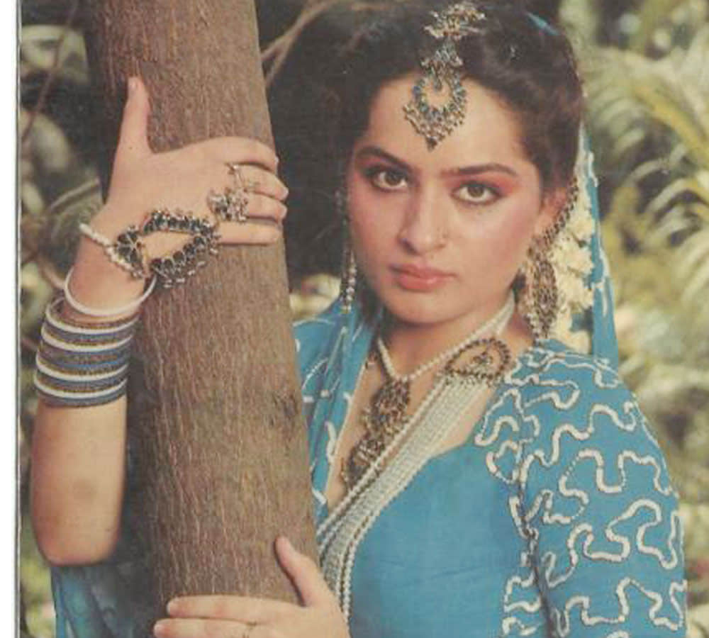 Divya Rana aka Salma Manekia of 'Ram Teri Ganga Maili' now a photographer, sculpture maker