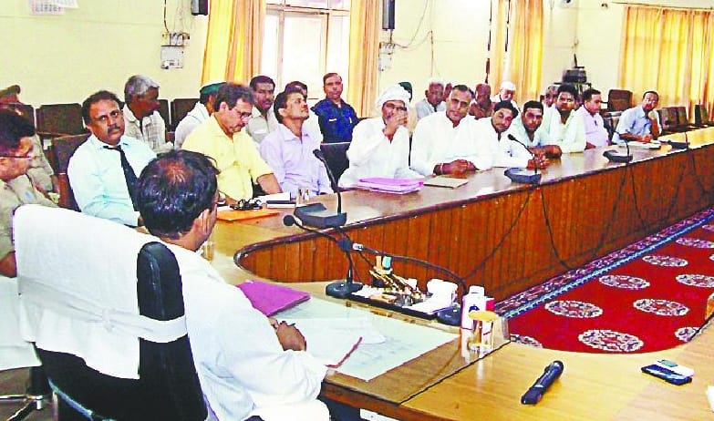 Do not problem with debt matters: DM