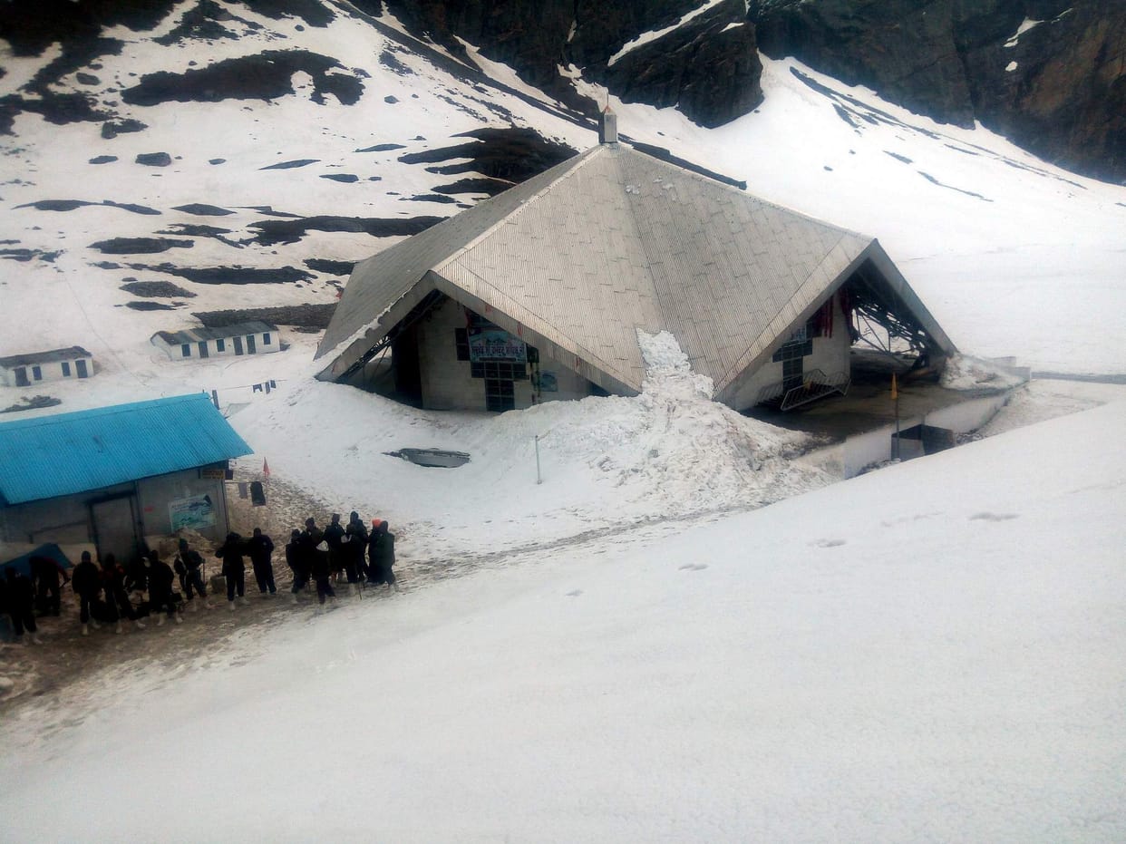golf car on hemkund sahib yatra route
