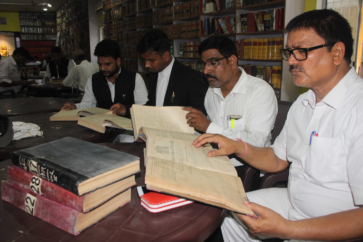  Find hours in the library, not found mandate