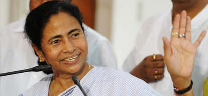 mamta banerjee gave invitation to Bhansali for come to Bengal