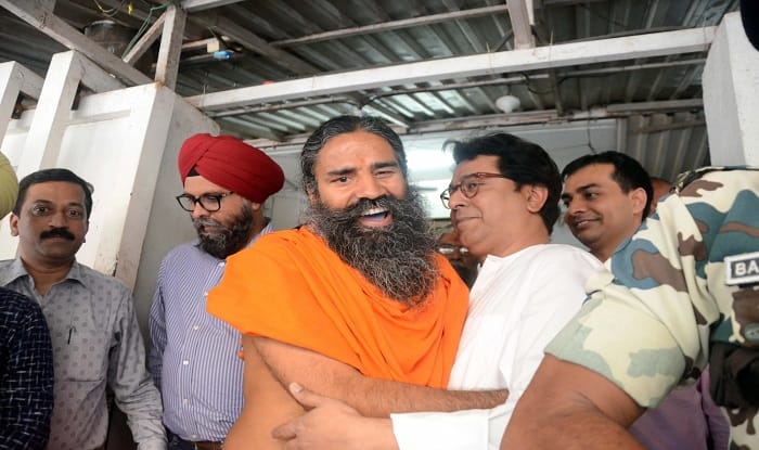 mns leader raj thackeray praises baba ramdev