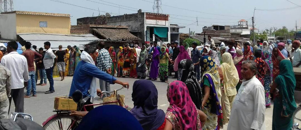 Road jams at Khirkiya Bazar and Nebula Raiganj