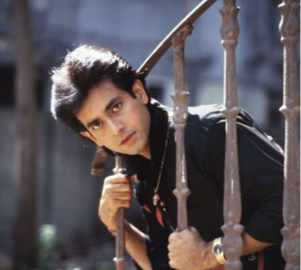 Singer Mahendra Kapoor's son and actor Rohan Kapoor Ruhaan popular singer stage performer now