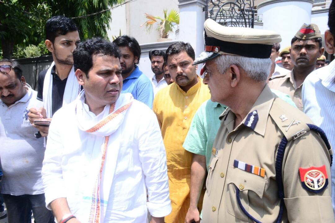 people suggested dgp for encounter of goons in mathura