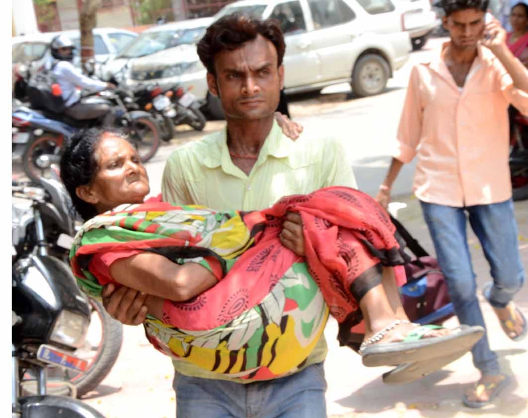 Junior doctors continue strike on second day in BHU, patient gets upset