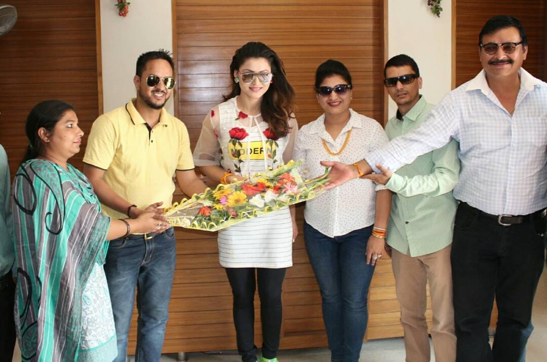 know about bollywood actress urvashi rautela big wish